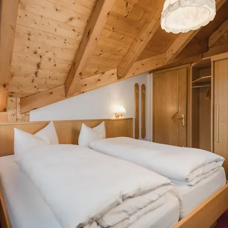 Konukevi Haus Rosemarie Inkl Der Super Sommer Card Im Sommer 2026 Serfaus